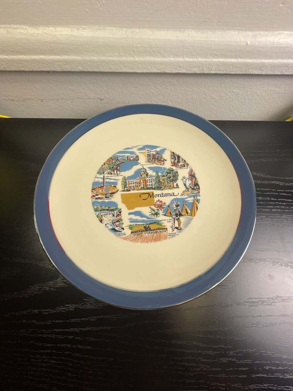 Vintage Montana State Souvenir Collector Plate Blue Trim